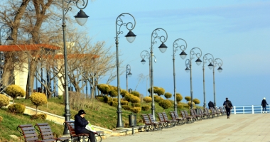 Stire din Social : Cum va fi vremea week-end-ul acesta, la Constanța