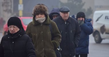 Stire din Social : Ploi şi frig, la malul mării, până de Revelion