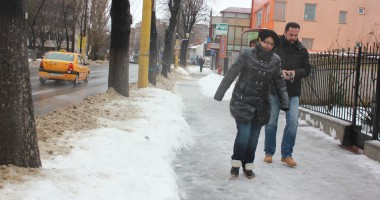 Ninsoare slabă, astăzi, la Constanța