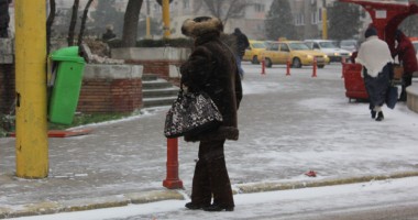 Stire din Social : Vreme înnorată și geroasă, în week-end