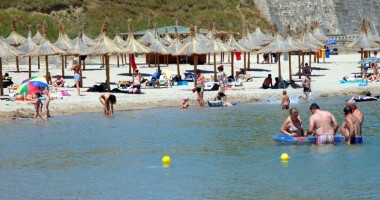 Stire din Social : Vreme perfectă la mare  week-end-ul acesta