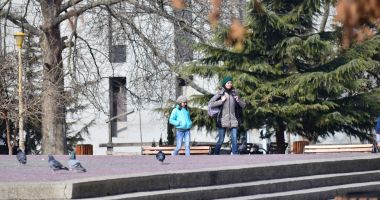 Stire din Social : Vreme rece şi ploioasă, la Constanţa