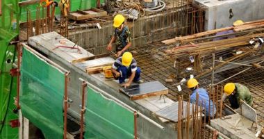 Vremuri grele pentru constructori