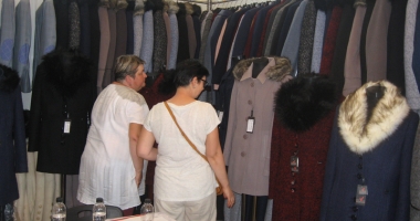 Vreți să vă îmbrăcați românește, de calitate? Vizitați Târgul TINIMTEX din Mamaia! - 4