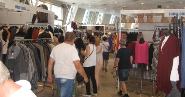 Vreți să vă îmbrăcați românește, de calitate? Vizitați Târgul TINIMTEX din Mamaia! - 5