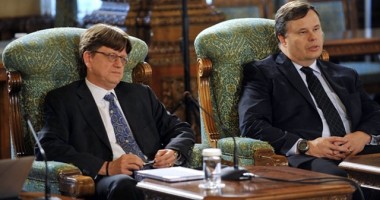 Stire din Economie : FMI a revizuit în jos creșterea economică pentru acest an, de la 1,5% la 0,9%