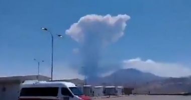 Stire din Actualitate : Alertă seismologică. Vulcanul Lascar este pe cale să erupă