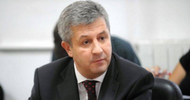 Stire din Politică-Administrație : Astăzi a început ultima sesiune parlamentară ordinară a Camerei Deputaților