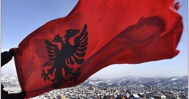 Stire din Social : Kosovo introduce obligativitatea vizelor pentru cetățenii din 87 de țări. România nu se află pe listă
