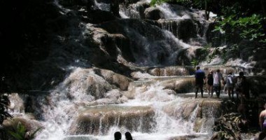 Stire din Economie : ANAT / Recomandări pentru o vacanță reușită
