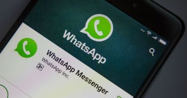 WhatsApp va începe să afișeze reclame, iar Facebook vrea să-l transforme în primul motor de profit
