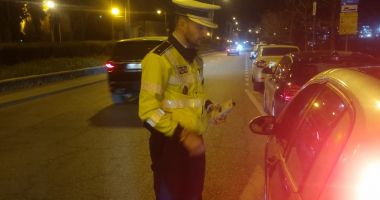 GALERIE FOTO. Într-o singură noapte, acțiunea polițiștilor constănțeni s-a soldat cu peste 30.000 lei amenzi și reținerea a nouă permise - 5