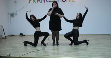 Stire din Cultură-Educație : Nouă licee tehnologice constănțene au celebrat Ziua Francofoniei