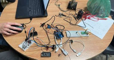 Stire din Cultură-Educație : Colegiul „Mircea cel Bătrân” participă la etapa națională a competiției europene CanSat 2023 cu echipa TOMIS 9