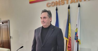 Stire din Politică-Administrație : Mihai Lupu şi-a cerut scuze pentru imaginile compromiţătoare în care apare: "Ar fi trebuit să mă cenzurez"