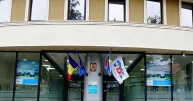 Stire din Social : Prezentarea la ghișeele agențiilor fiscale se face doar pe bază de programare