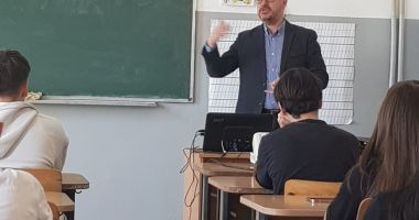 Elevii din Nicolae Bălcescu, față-n față cu specialiștii în lupta cu consumul juvenil de droguri - 3