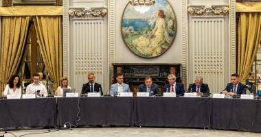 Proiectul „Zâmbet strălucitor: Educație pentru dinți sănătoși”, promovat la Conferința de prezentare a studiului CMSR privind situația sănătății orale în România - 4