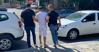 Stire din Eveniment : Atac în Medgidia. Trei persoane au spart o casă și au amenințat o femeie
