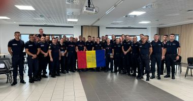 Stire din Eveniment : Pompierii români se întorc acasă din misiunea în sudul Franței