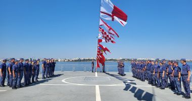 Stire din Eveniment : Ridicarea tricolorului în flotă, pe Fregata "Mărășești"