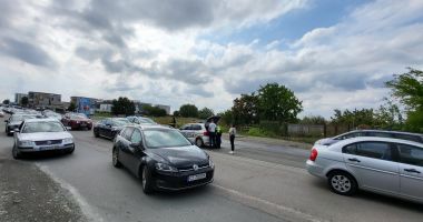 Minor accidentat pe bdul Aurel Vlaicu. Trafic îngreunat - 2