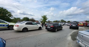Minor accidentat pe bdul Aurel Vlaicu. Trafic îngreunat - 3
