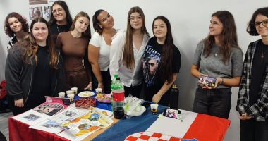 Stire din Cultură-Educație : Elevii Liceului ”Nicolae Bălcescu” din Medgidia, beneficiarii a trei proiecte Erasmus+