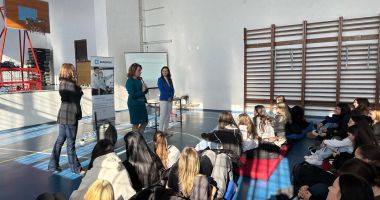 Maersk și Academia Navală „Mircea cel Bătrân” promovează industria și studiile maritime în rândul liceenelor - 7