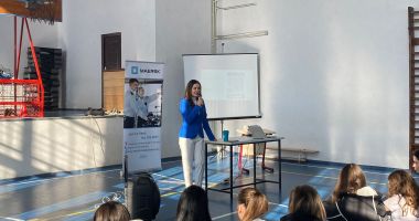 Maersk și Academia Navală „Mircea cel Bătrân” promovează industria și studiile maritime în rândul liceenelor - 8