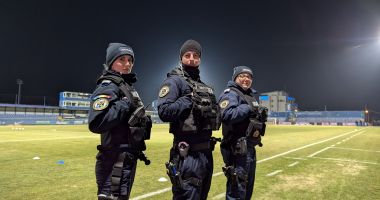 Stire din Sport : Jandarmii constănțeni alături de suporteri la meciul FC Farul Constanța-Gloria Buzău