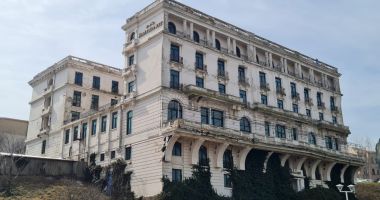 Stire din Cultură-Educație : Hotelul "Palace" a fost salvat! Peste 10 milioane de euro vor fi investite în reabilitare