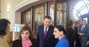 GALERIE FOTO. Cazinoul, luat cu asalt de politicieni. Simbolul Constanței, predat edilului Vergil Chițac, în prezența premierului Marcel Ciolacu - 11