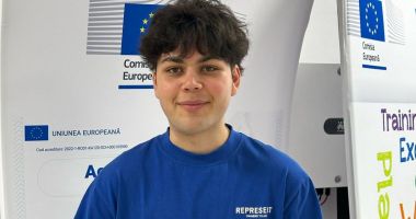 Stire din Cultură-Educație : Liceanul Tudor Dumitrescu, de la ”Traian”, a câștigat premiul I la concursul ”Puterea Cuvintelor”