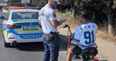 Zeci de amenzi aplicate pietonilor și bicicliștilor prinși de polițiștii constănțeni pe... picior greșit - 2