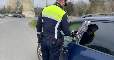 Stire din Eveniment : Acțiuni preventive pentru siguranța copiilor și a părinților, în prag de Anul Nou