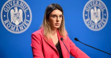 Stire din Politică-Administrație : Diana Buzoianu: ”Nu demisionez, nu mă poate șantaja niciun om politic actual”