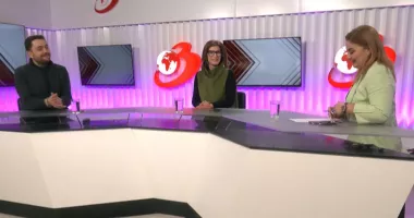 Stire din Actualitate : "Jurnaliștii în direct" - Zoom pe actualitate cu Andreea Hahui, Emil Tatu și Cătălina Buzoianu
