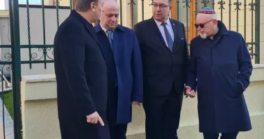 Promisiuni ministeriale. Sinagoga Mare se redeschide în mai, iar Sala Polivalentă trebuie finalizată în 2027 - 11
