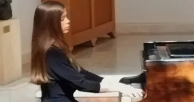 Stire din Cultură-Educație : A reușit imposibilul! Irisa Filip printre cei opt admiși la una dintre cele mai prestigioase academii muzicale din Europa