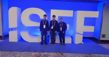 Elevi din Constanța, pe scena mondială a cercetării. Proiectul NeuroForger, prezentat la ISEF 2026 și premiat de IEEE - 3