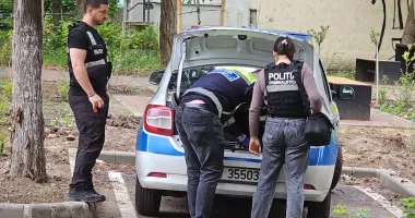 Stire din Eveniment : Oficial de la IPJ Constanța. Femeia care a căzut de la etaj în Tomis Nord a decedat