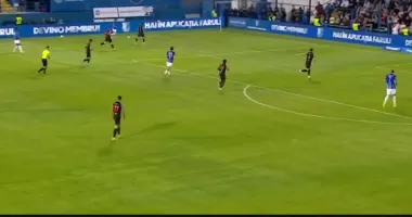 Stire din Sport : Baraj dramatic. Farul a scăpat de retrogradare după loteria penalty-urilor