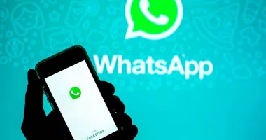 Stire din Actualitate : Atenție! Campanii active de fraudă prin WhatsApp și SMS-uri care imită firme de curierat