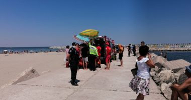 UPDATE. Bărbat, înecat în mare, pe plaja Modern. Medicii au declarat decesul - 3