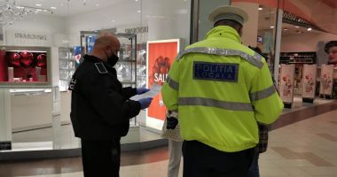 VIDEO. Ample controale ale polițiștilor în centrele comerciale - 3