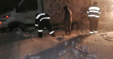 Continuă intervențiile în județ. Gravide, transportate cu șenilatele - 4
