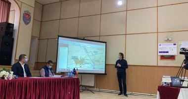 Dezbatere publică la Cumpăna. Mariana Gâju: "Sunt proiecte pe care le cer de 10 ani" - 2