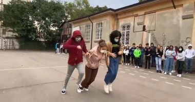 Caroliştii au sărbătorit 20 de ani de diversitate lingvistică - 2
