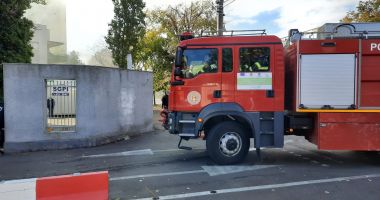 GALERIE FOTO - VIDEO / UPDATE. INCENDIU PUTERNIC la Spitalul de Boli Infecţioase Constanţa - 8